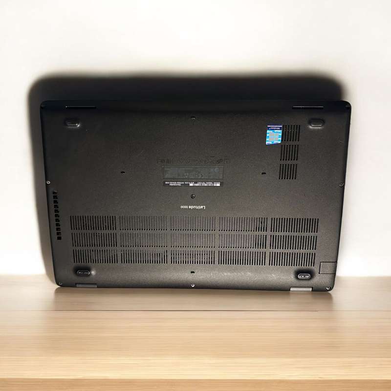 Dell Latitude 5500, 8th Gen i5-8365U@1.6GHz, 8GB RAM, 256GB SSD, 15` FHD Display, Win 11