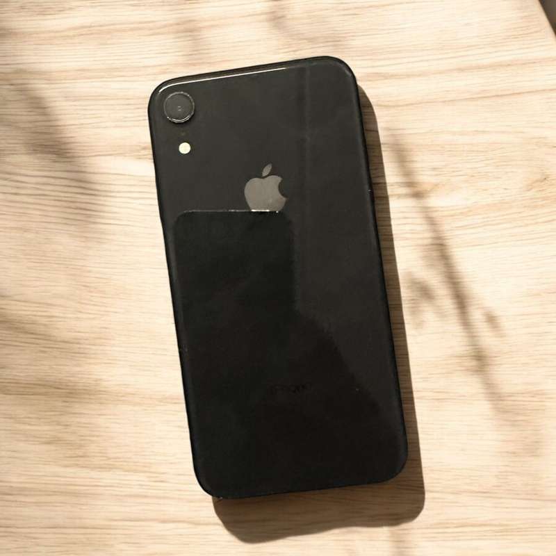 i PHONE XR 64GB   84% BATT HEALTH