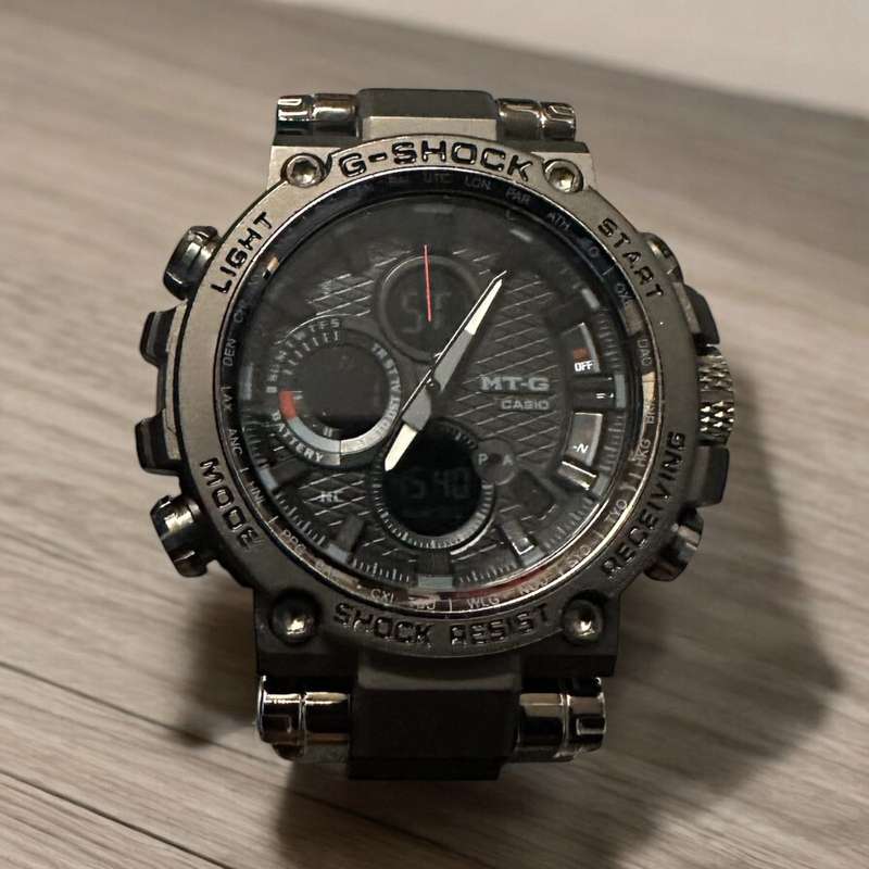 Casio 5544 mtg b1000 Mint Condition