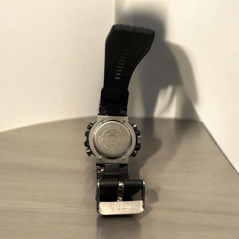 Casio 5544 mtg b1000 Mint Condition