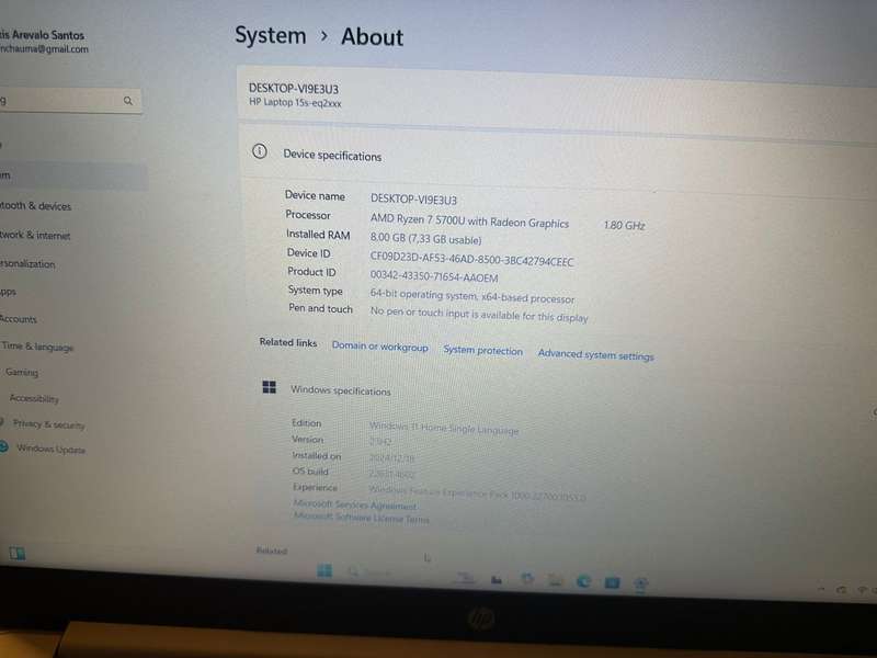 HP 15s-eq2015ni 15.6-inch FHD Laptop - AMD Ryzen 7 5700U 512GB SSD 8GB RAM Win 11 Home