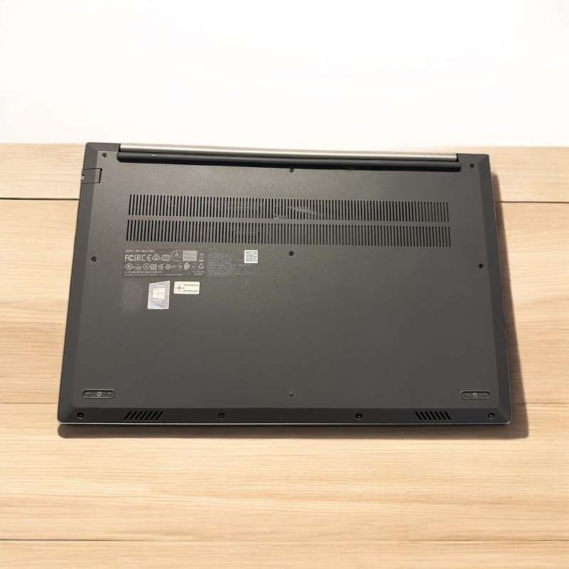 Lenovo ThinkBook 15 G2 ITL 11th Gen Core i5-1135G7, 256GB  SSD,  16GB RAM, 15.6`