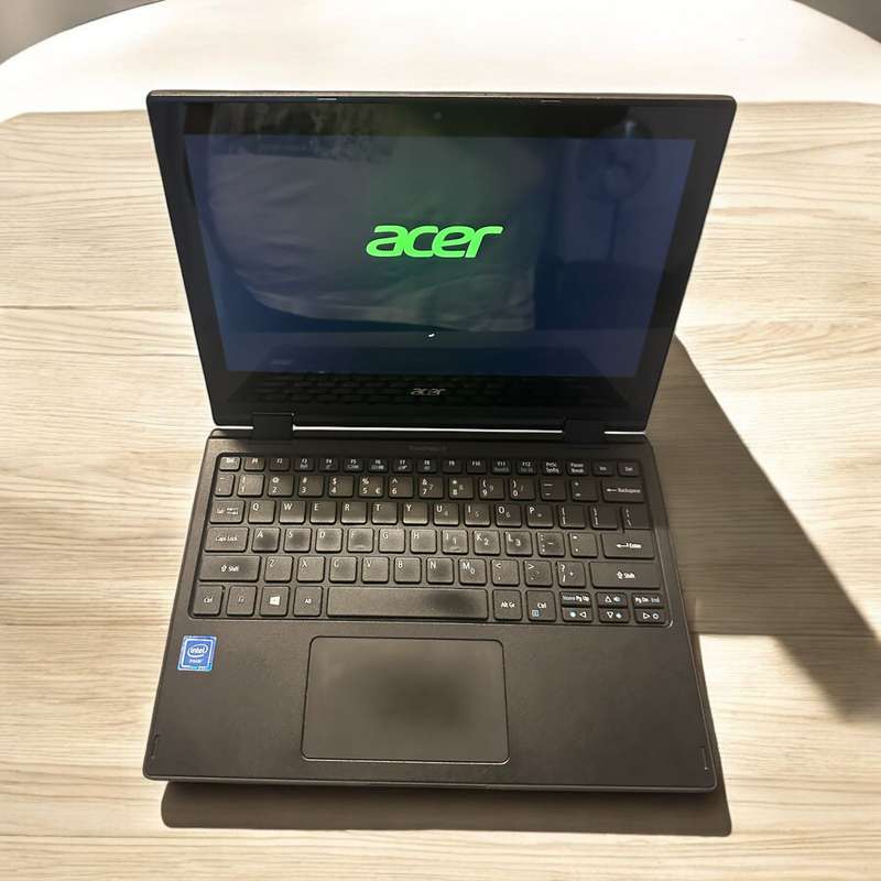 Acer Travelmate Spin B1 B118-G2-R 11.6" Touchscreen 4gb Ram 128gbssd