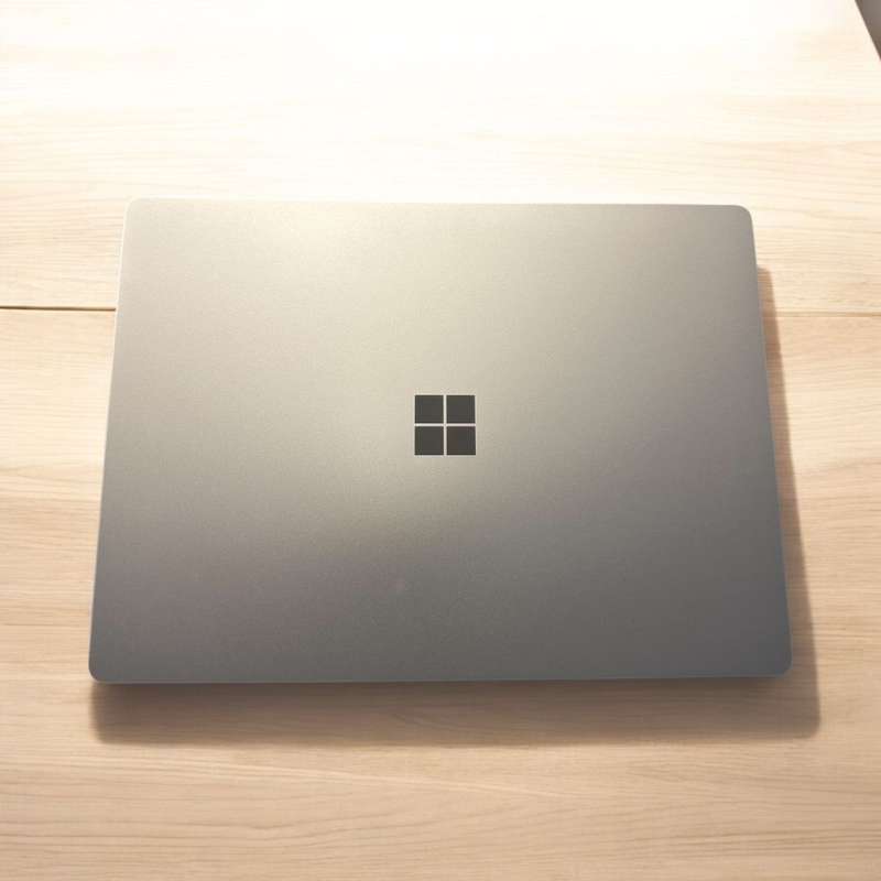 MICROSOFT SURFACE  LAPTOP 3 TOUCH I7 10TH GEN 16GB RAM 256GB SSD INTEL IRIS PLUS GRAPHICS MINT