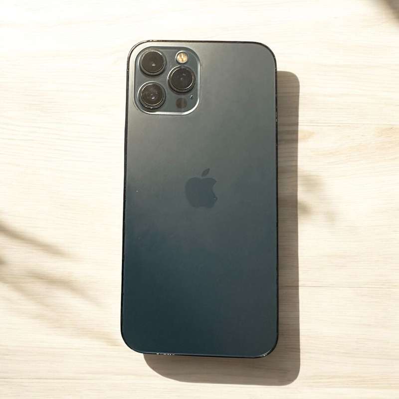 Apple iPhone 12 Pro Max  128GB,   81% batt health