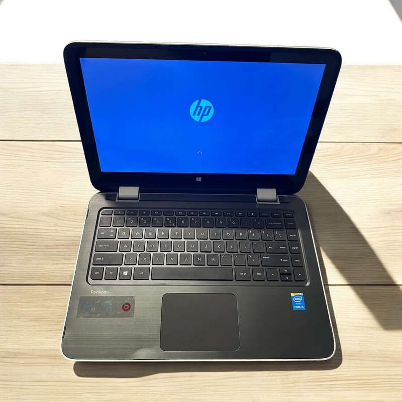 HP Pavilion 360 - 13-a202ne Touch screen core i5 8gb Ram 1tb hdd