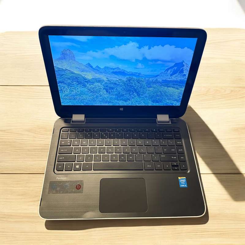 HP Pavilion 360 - 13-a202ne Touch screen core i5 8gb Ram 1tb hdd