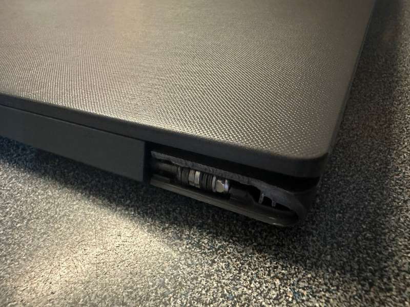 LENOVO V15-IIL CORE I5 10TH GEN 8GB RAM 250GB NVME SSD FHD DISPLAY