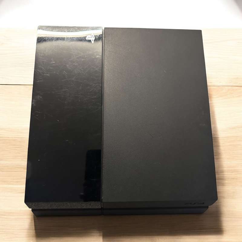 SONY PLAYSTATION 4  500GB WITH 1 CONTROLLER