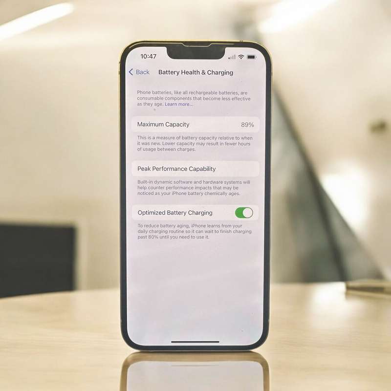 I PHONE 14 128GB STARLIGHT 89% BATTERY HEALTH MINT