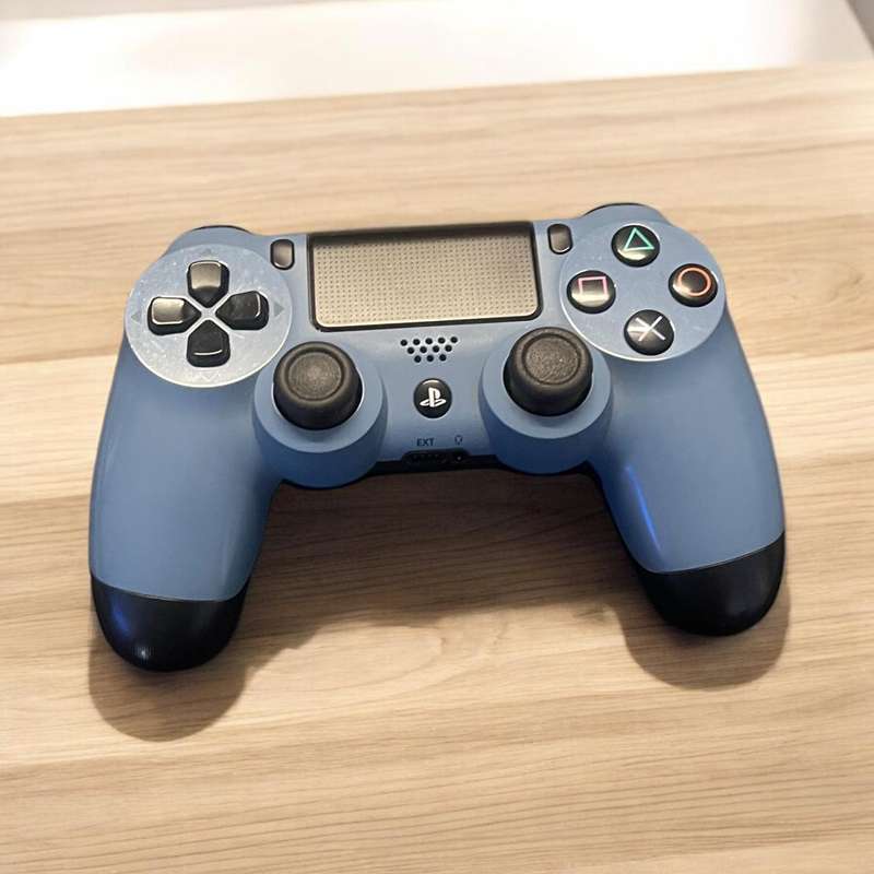 PLAYSTATION 4 SLIM 1TB ONE CONTROLLER 10 GAMES MINT CONDITION