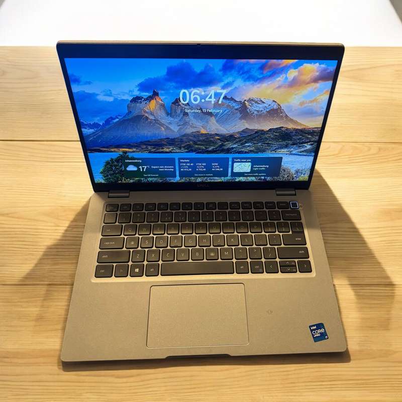 Dell Latitude 5420, 11th Gen i7 Intel Xe Graphics ,LTE  16GB RAM, 512GB Nvme Ssd