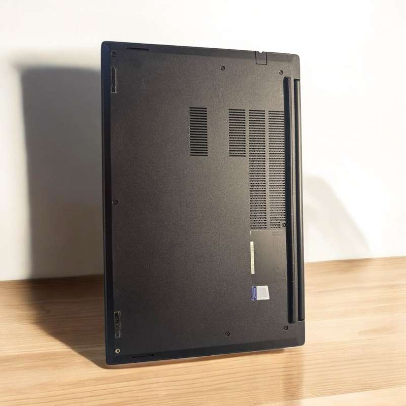 Lenovo E15, 10th Gen i5 10th gen