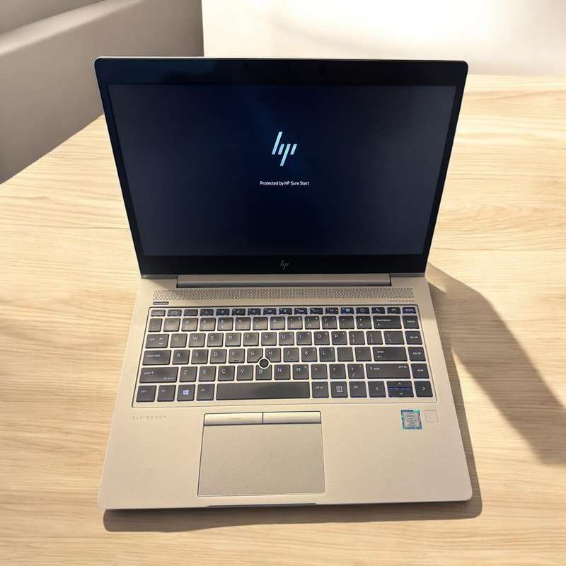 Hp EliteBook 840 G5   i7-8550U, 16Gb Ram, 256GB Ssd,Uhd Graphics  620 ,Radeon RX 540 Series, LTE