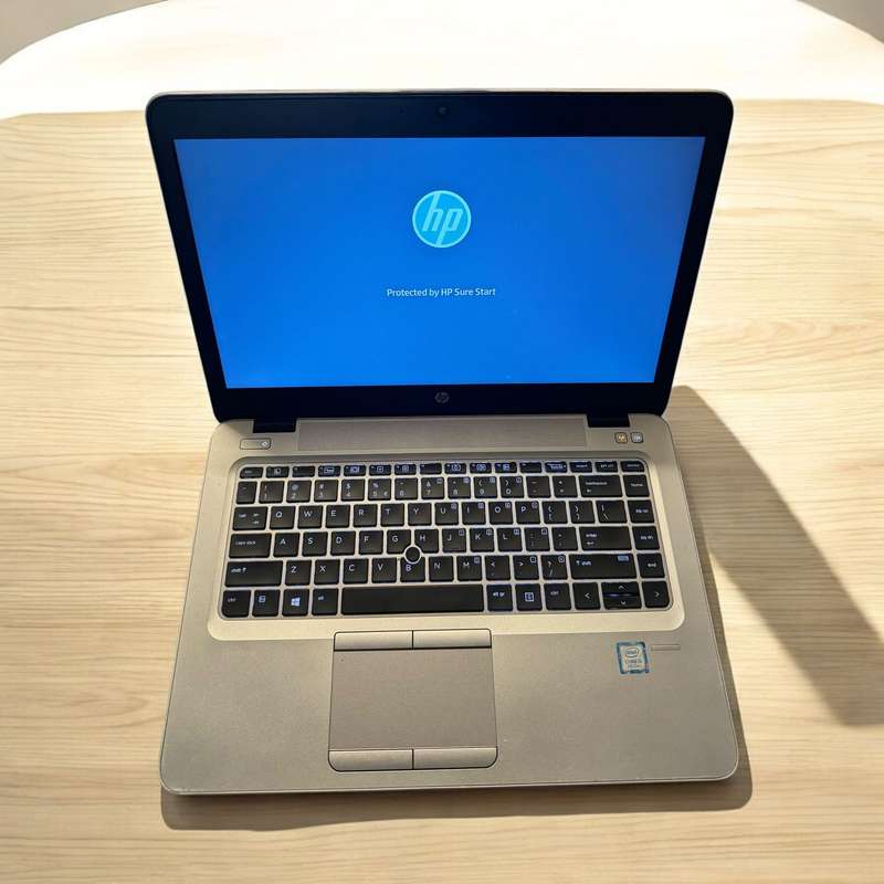 Hp Elitebook 840 G4 i5 7th gen 8gb Ram 256gb ssd