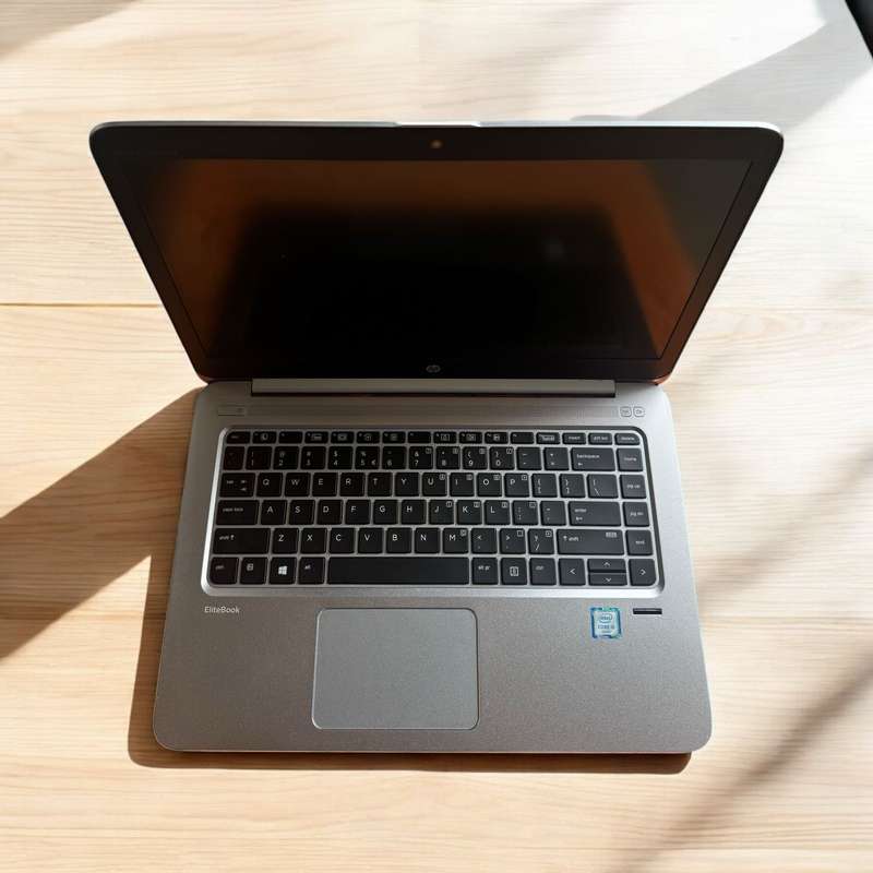 Hp Elite Book Folio 1040 G3 i5 6th gen 8gb Ram 512gb ssd