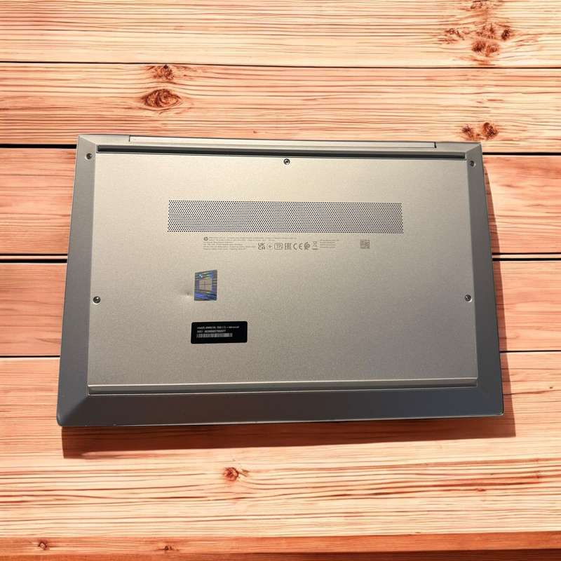Hp 840 G8 Core I7 11TH Gen 16GB Ram 256GB Ssd Lte Fhd Display Intel  Iris Xe Graphics