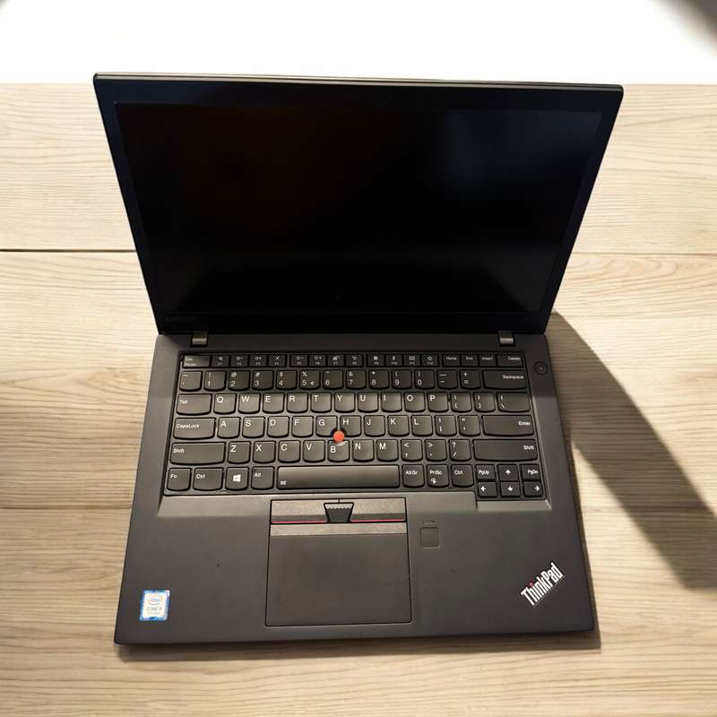 Lenovo T470s Core i5 7th gen 8gb ram 512gbssd