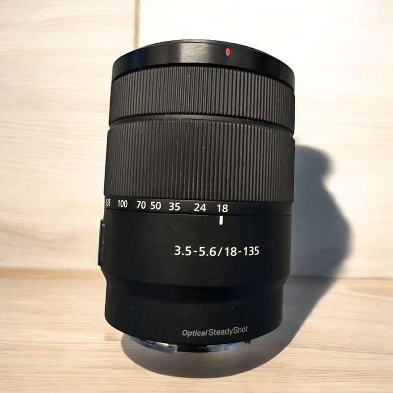 Sony E 18-135mm f/3.5-5.6 OSS Lens (E Mount)
