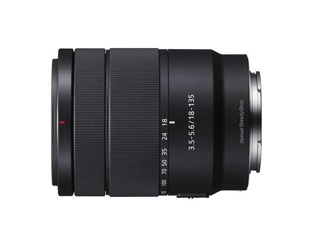 Sony E 18-135mm f/3.5-5.6 OSS Lens (E Mount)