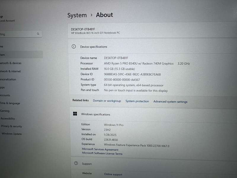 HP EliteBook 865 G11 - Ryzen 5 PRO 8540U,Amd Radeon [TM] Graphics 16GB , 512GB SSD Mint Hp Warranty
