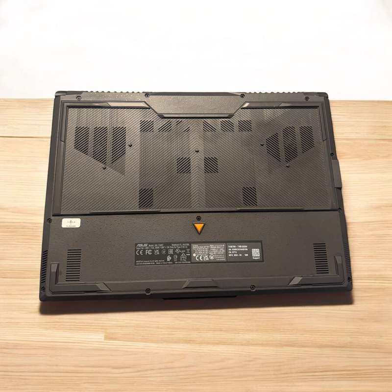 Asus Tuf Gaming A15 Ryzen 7 RTX 4060 Gaming Laptop 16gb ram 512gbssd  mint