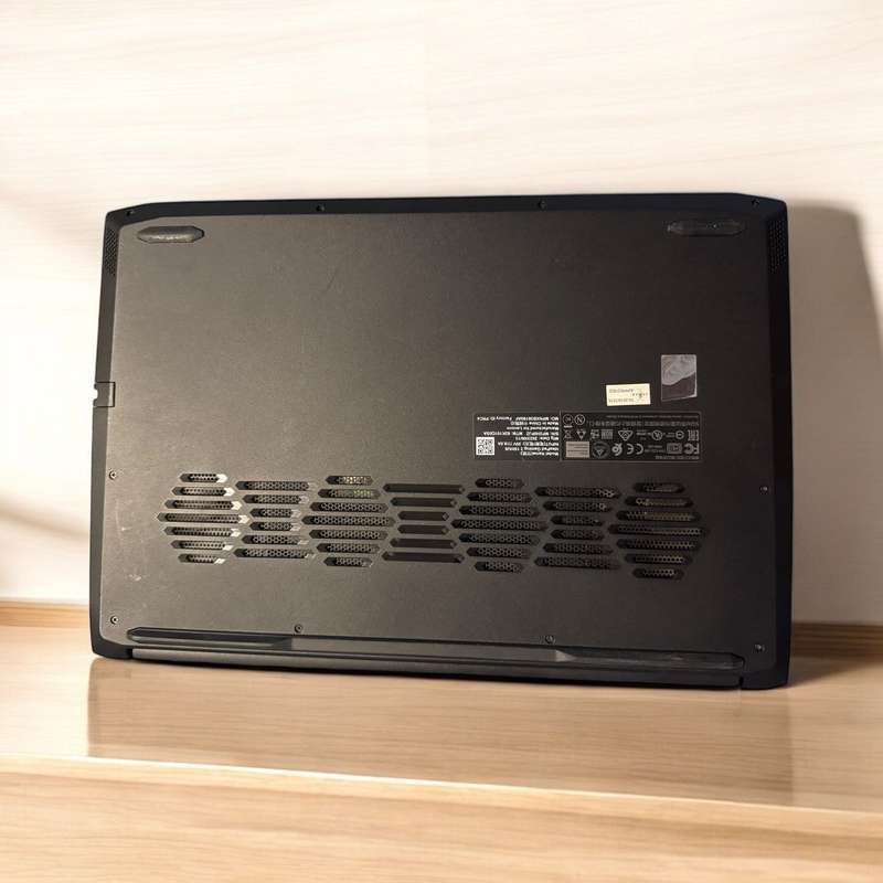 Lenovo IdeaPad Gaming 3 15IHU6 82K101Q0SA 11th Gen Intel Core i5-11320H 32GB Ram 512gb Ssd