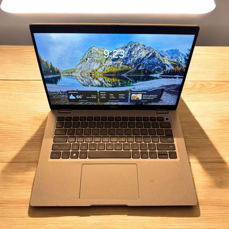 Dell Latitude 5420, 11th Gen i5 Intel Xe Graphics ,Lte  16Gb Ram, 256GB Nvme Ssd, Fhd Display mint