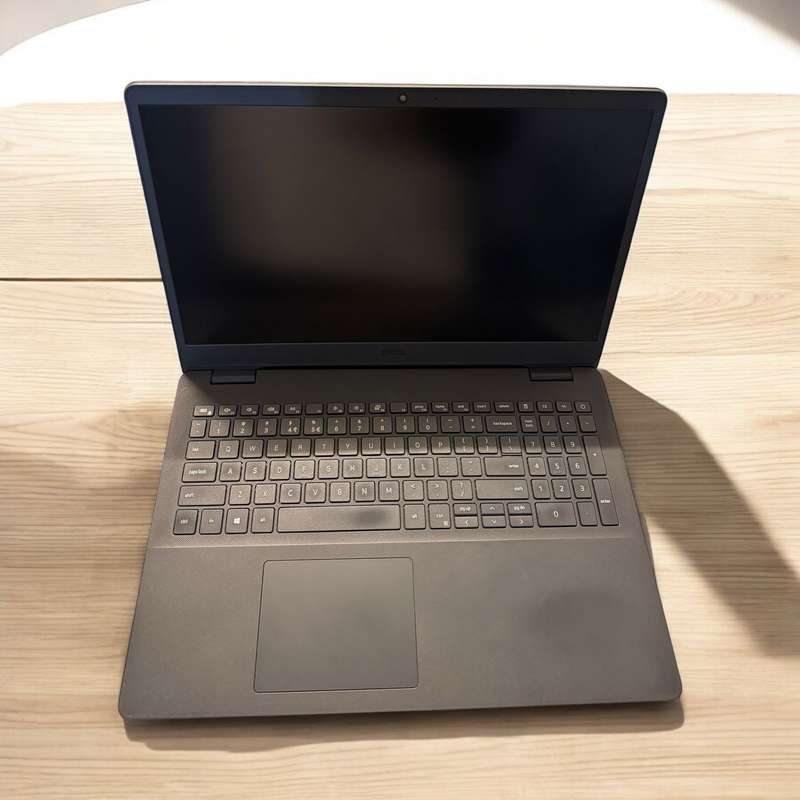 Dell Vostro 3500, 11th Gen i5-1135G7@2.4GHz, 16GB RAM, 256GB NVMe SSD, 15` FHD Display