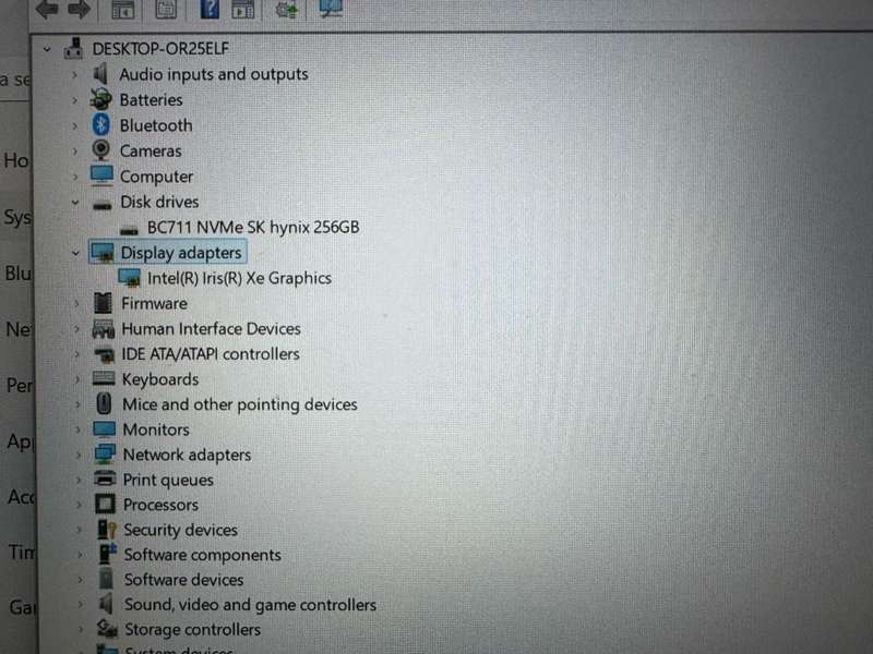 Dell Vostro 3500, 11th Gen i5-1135G7@2.4GHz, 16GB RAM, 256GB NVMe SSD, 15` FHD Display