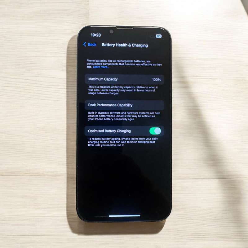 I phone 13 128gb 100% batt health mint