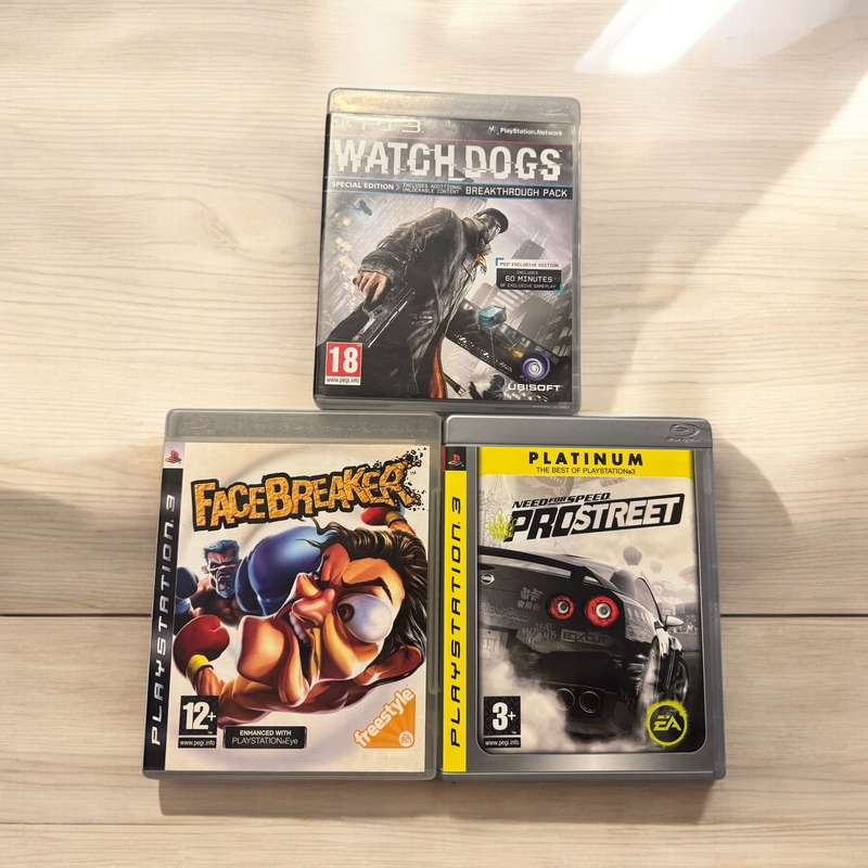 Playstation 3 Sony 250Gb With 2 Controllers 3 games
