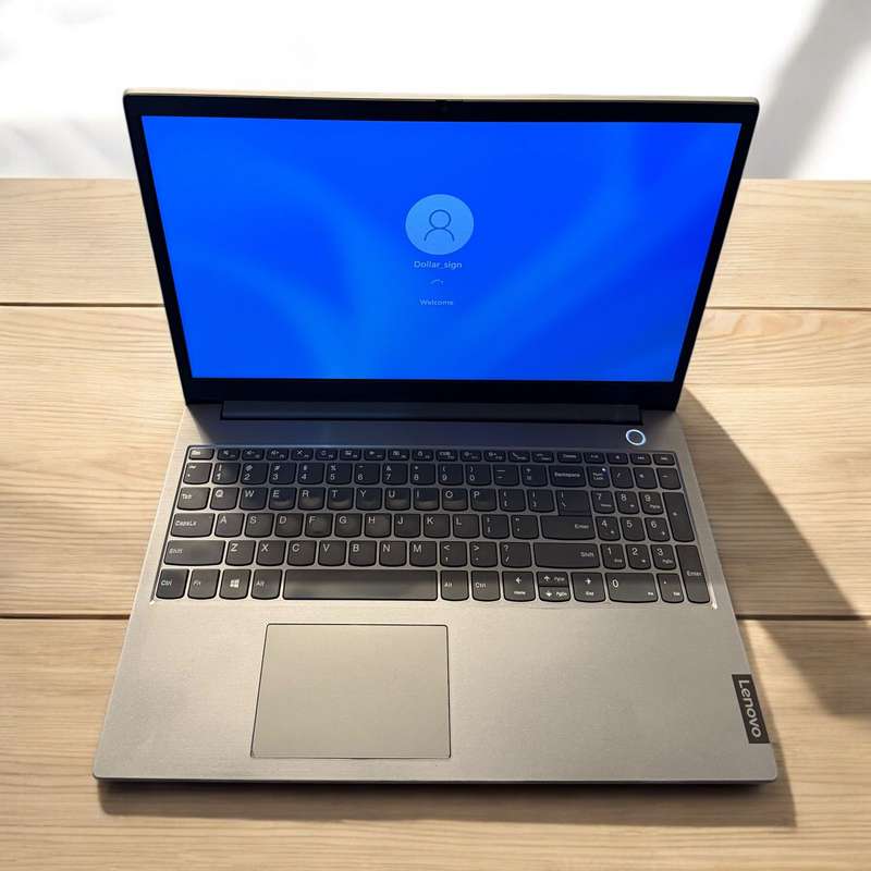 Lenovo Thinkbook 15-Iml  Core i7-10510U 15.6 Fhd  16GB RAM  512gb ssd