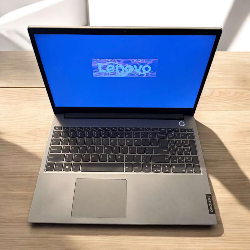 Lenovo Thinkbook 15-Iml  Core i7-10510U 15.6 Fhd  16GB RAM  512gb ssd