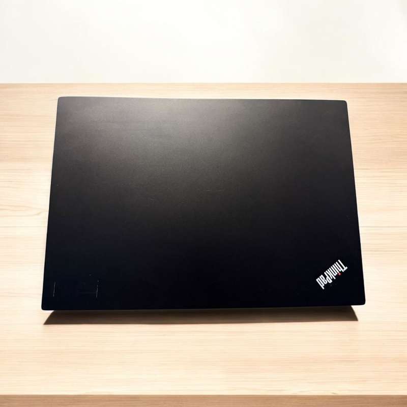 Lenovo Thinkpad E590, 8th Gen Intel i5-8265U 8GB RAM, 256Gb  Ssd