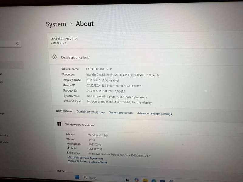 Lenovo Thinkpad E590, 8th Gen Intel i5-8265U 8GB RAM, 256Gb  Ssd