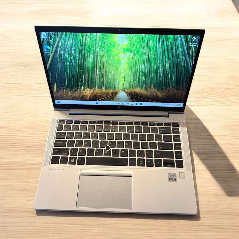 Hp Elitebook  840 G7 Core  I5 10th Gen 12gb ram 256gb ssd lte mint condition.