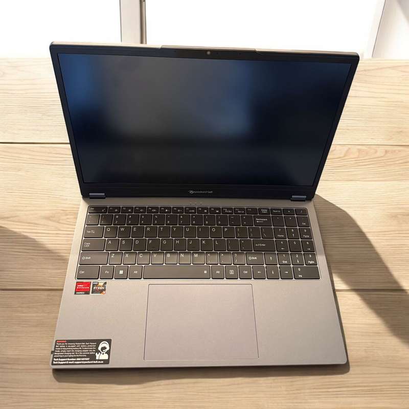 Packard Bell  Flex 3  AMD Ryzen 3  15.6" FHD Touch  16GB RAM  512GB SSD 2-in-1 Laptop New Condition