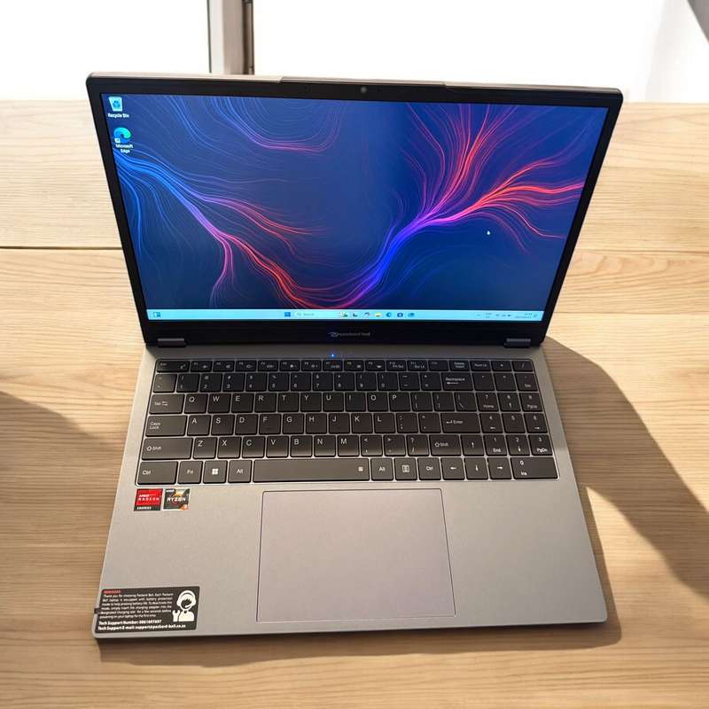 Packard Bell  Flex 3  AMD Ryzen 3  15.6" FHD Touch  16GB RAM  512GB SSD 2-in-1 Laptop New Condition