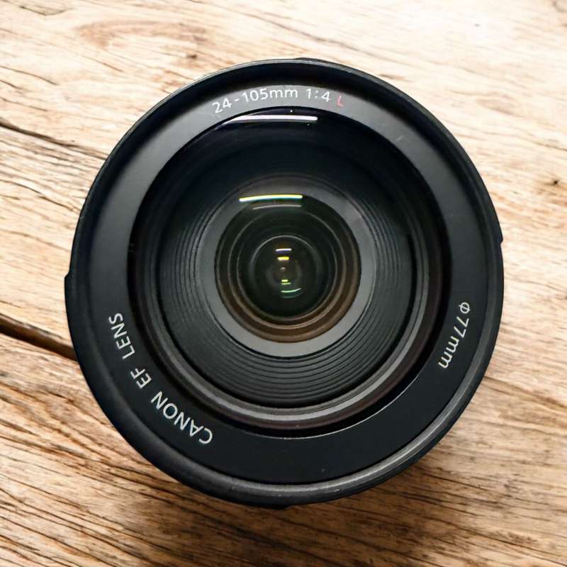 Canon EF 24-105mm 1:4 L IS USM Lens
