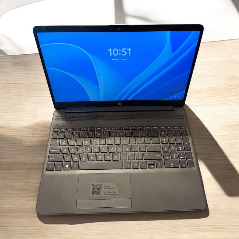 HP 255 G8 3C3V1ES AMD Ryzen 3 3250U 8gb ram 256gb ssd Mint Condition