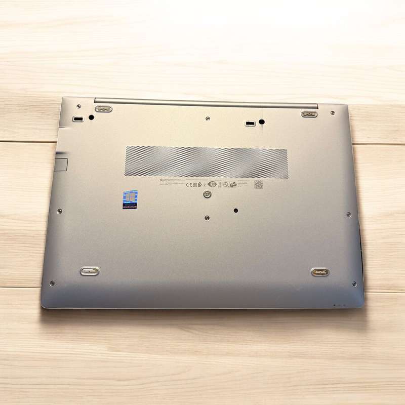 HP EliteBook 850 G5 Base Model Lte  i5 8TH Gen 8GB ram ,256gbm.2 SSD, 15.6`` FHD Display