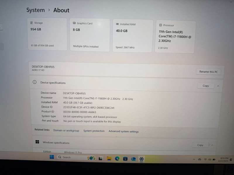 Gigabyte Aero 17 Hdr xd 17.3 4K 60Hz Hdr Intel Core i7-11800H RTX 3070  40gb ram 1tbssd