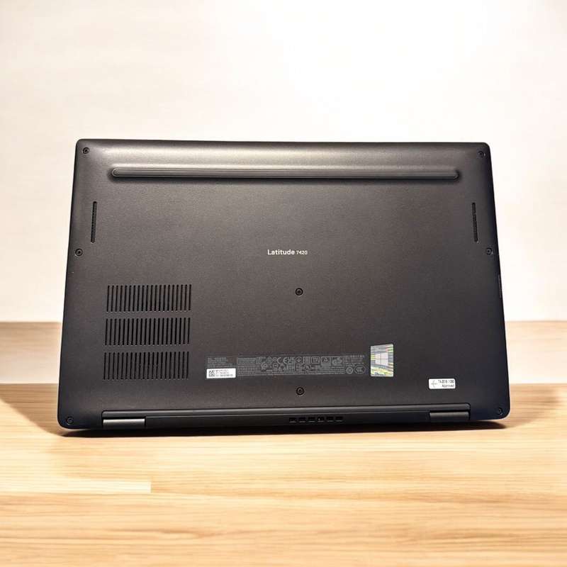 Dell Latitude 7420, 11th Gen i7-1185G7@3.0GHz,16GB Ram,512gb  Ssd Intel (R) Xe Graphics