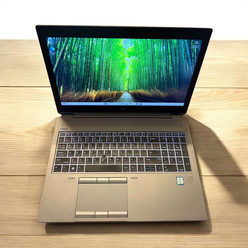 HP ZBook Studio Workstation | 9th GEN i5, 16GB RAM, 512GB SSD, FHD, Nvidia Quadro T1000 4GB Graphics