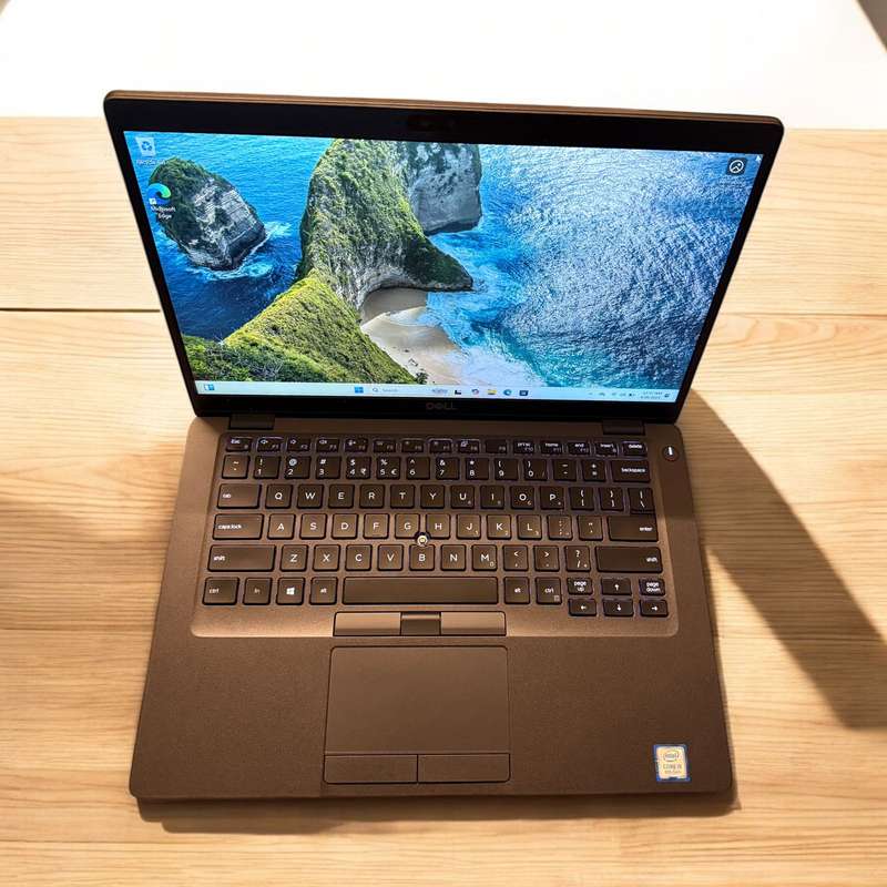 Dell Latitude 5400, 8th GEN I5-8365u@1.6ghz, 8GB RAM, 256gb NVMe SSD, 14` FHD Display, Win11 LTE