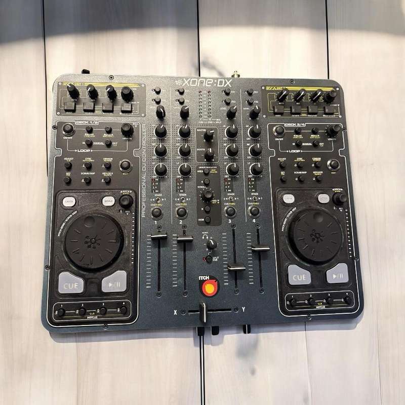 Allen & Heath Xone:DX Professional ITCH Controller With MIDI mint condition