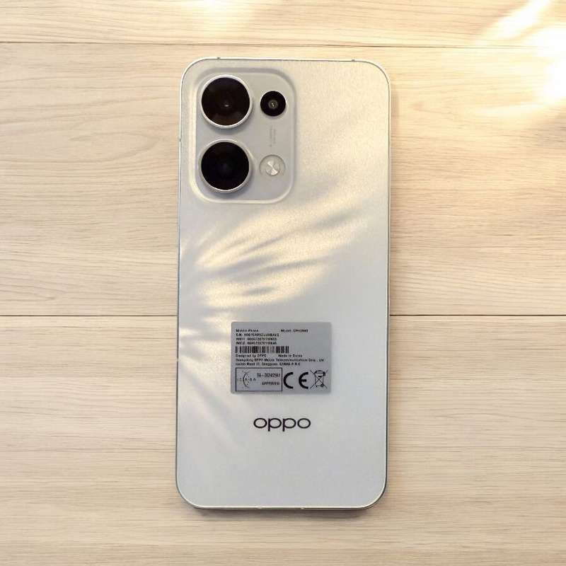 Oppo Reno 13 5G 512GB White Dual Sim Phone