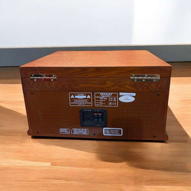 Crosley Troubador Entertainment Center mint as new