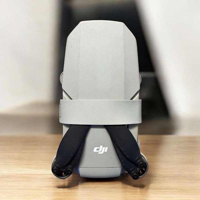 Dji mini 2 flymore combo mint as new condition.
